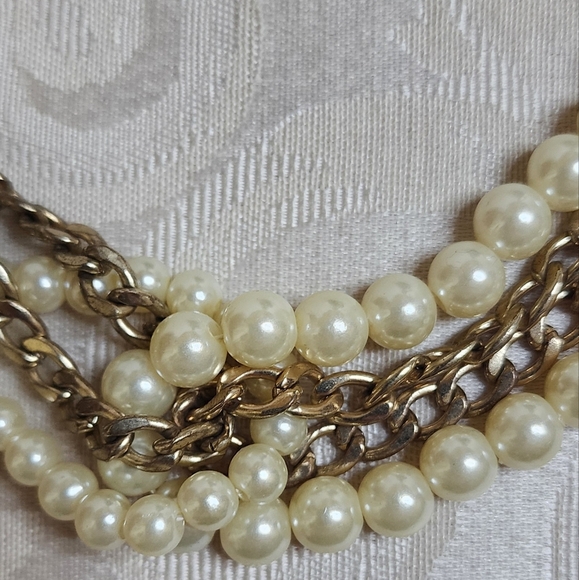 MIKA Vintage Faux Pearl & Gold Chain Multistrand Statement Necklace  Layered - Picture 7 of 11